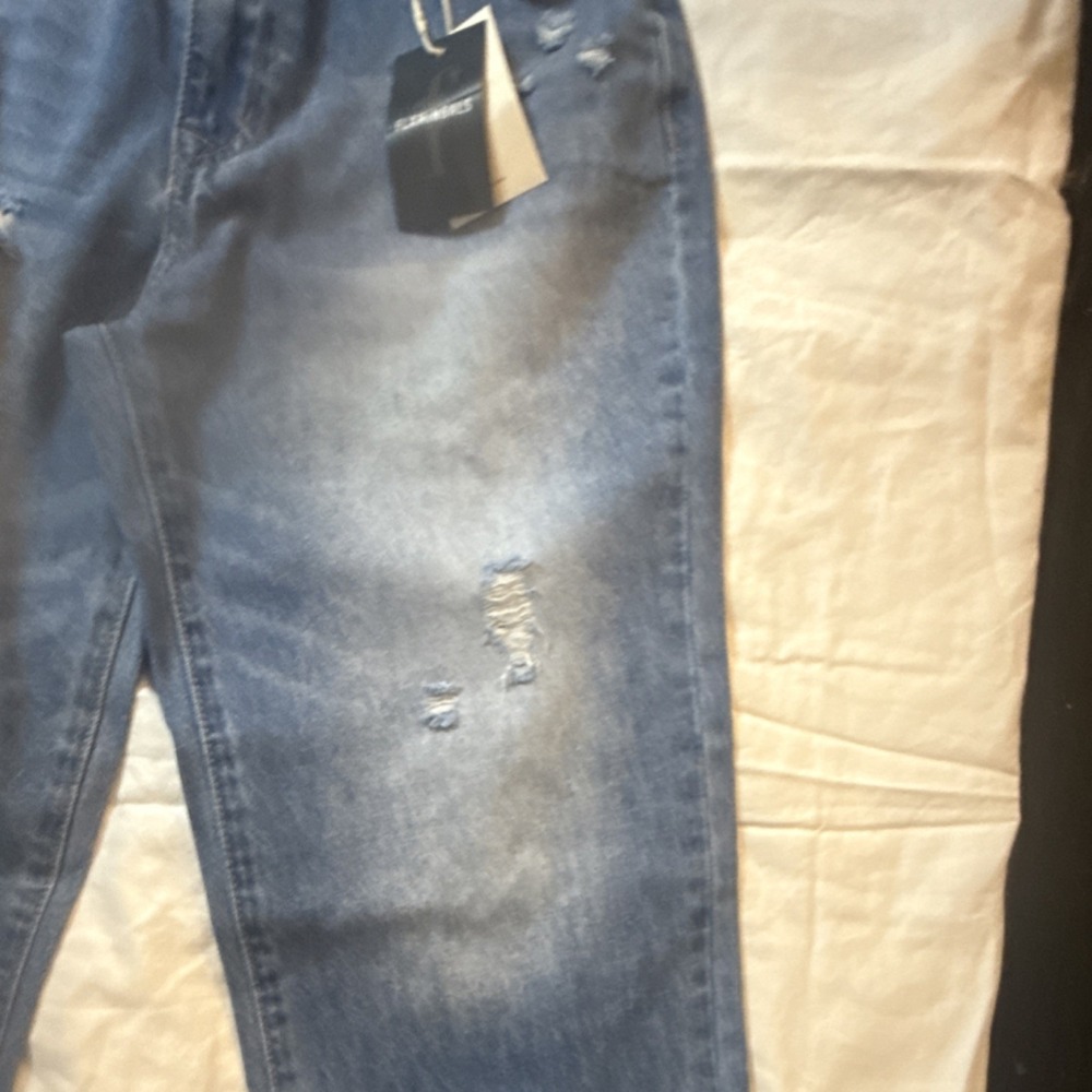 Flamingals Blue Distressed Cropped Jeans - Picture 6 of 11